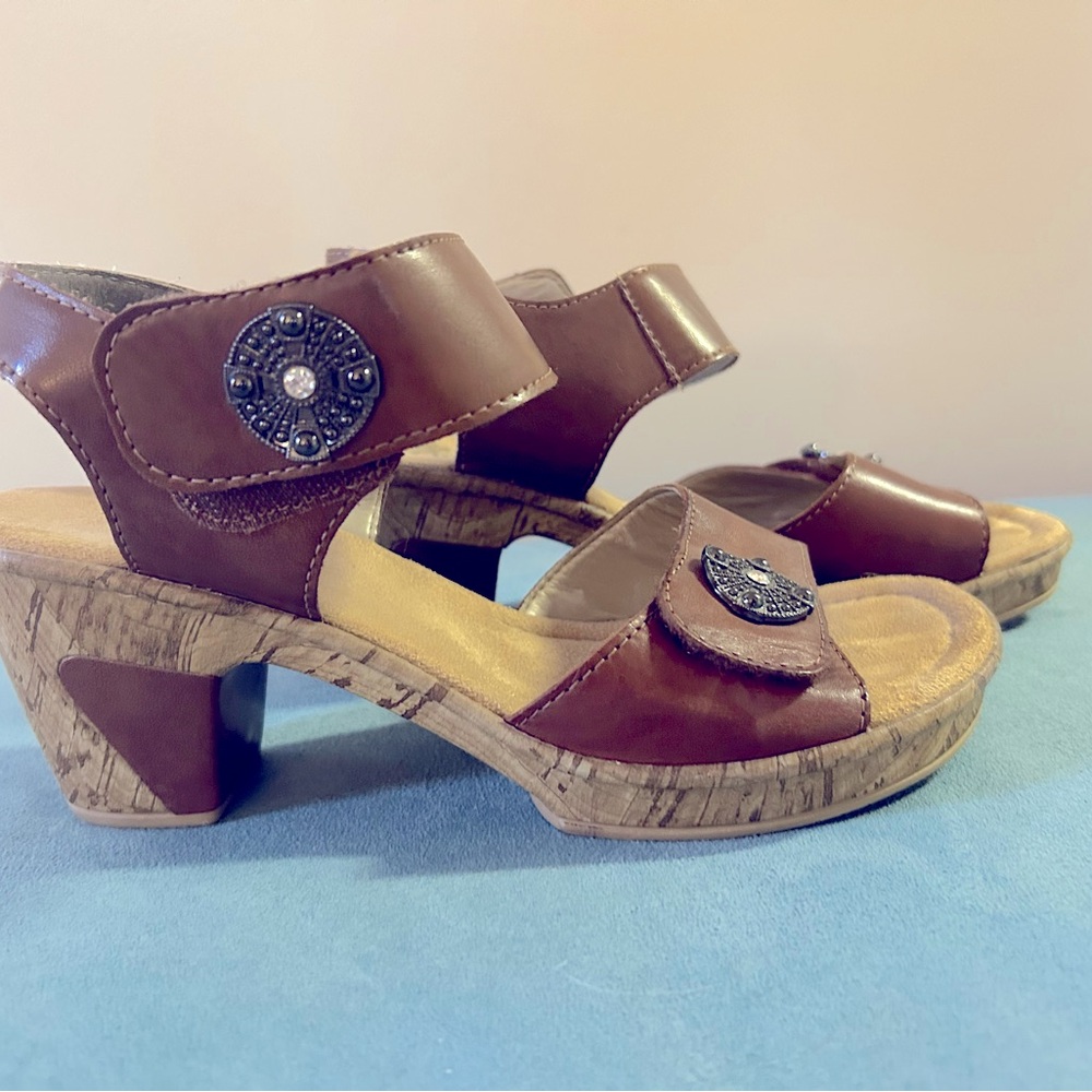 Rieker comfort Sandals.  Never worn, excellent condition.  Europsize 39, US 8.5M